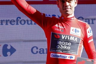 Un nouveau maillot rouge pour Wout van Aert KEYSTONE/EPA/Javier Lizon
